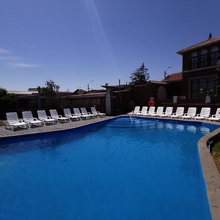 Hotel Huasco Bagian luar foto